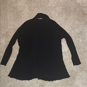 Black Pleated Long Cardigan